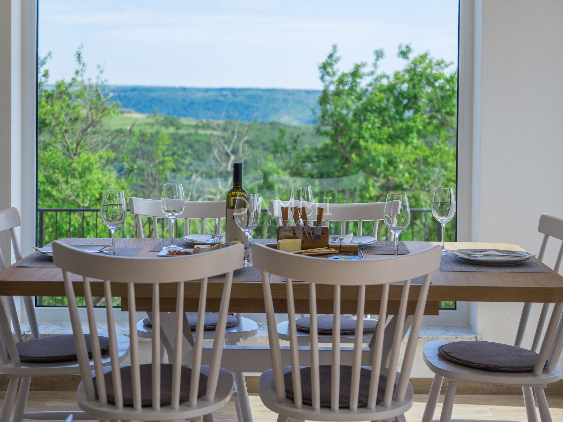 ISTRIEN, BUJE - Wunderschöne Villa mit Blick auf das Meer und die Natur